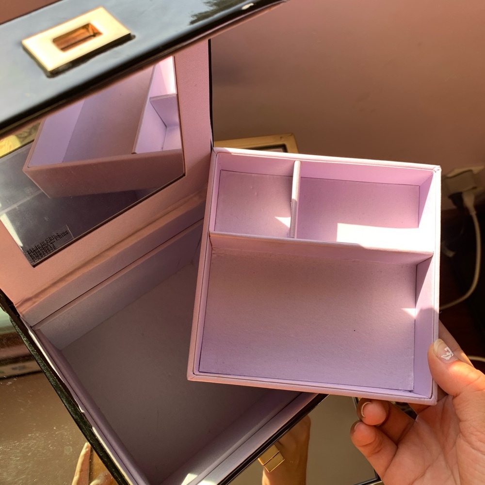 Victoria’s Secret Jewelry Box - Picture 4 of 4